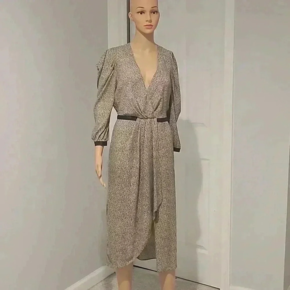 Bcbgmaxazria   - Picture 1 of 12